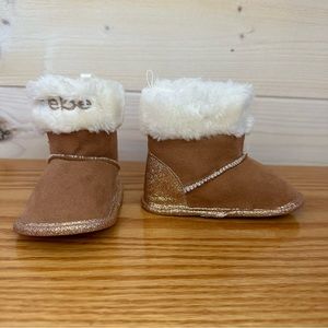 Bebe | baby boots. Size 4 Crib shoes. New without tags. No box